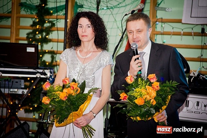 Zdjęcie w galerii na portalu naszraciborz.pl: Maturzyści I LO bawią się w Arenie Rafako wiadomości z regionu