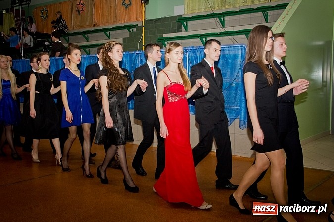 Zdjęcie w galerii na portalu naszraciborz.pl: Maturzyści I LO bawią się w Arenie Rafako wiadomości z regionu