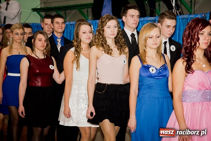 Zdjęcie w galerii na portalu naszraciborz.pl: Maturzyści I LO bawią się w Arenie Rafako wiadomości z regionu