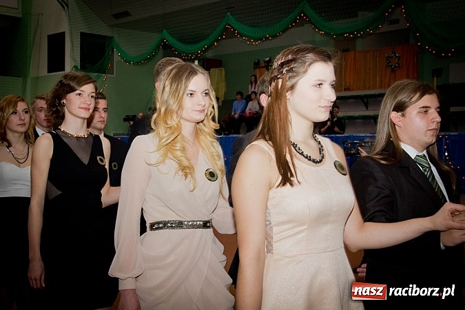 Zdjęcie w galerii na portalu naszraciborz.pl: Maturzyści I LO bawią się w Arenie Rafako wiadomości z regionu