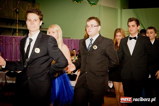 Zdjęcie w galerii na portalu naszraciborz.pl: Maturzyści I LO bawią się w Arenie Rafako wiadomości z regionu