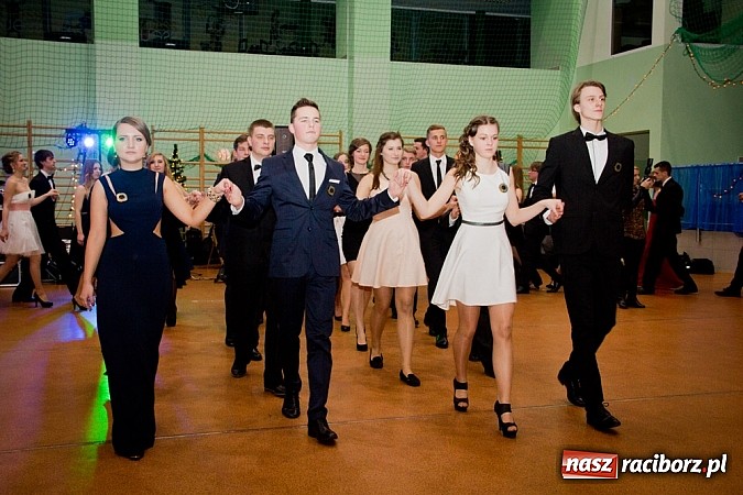 Zdjęcie w galerii na portalu naszraciborz.pl: Maturzyści I LO bawią się w Arenie Rafako wiadomości z regionu