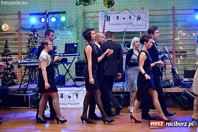 Zdjęcie w galerii na portalu naszraciborz.pl: Studniówka I LO w obiektywie FotoPerla.eu wiadomości z regionu