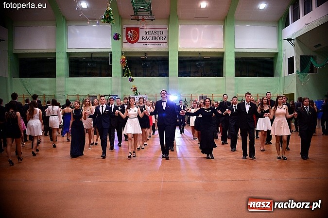 Zdjęcie w galerii na portalu naszraciborz.pl: Studniówka I LO w obiektywie FotoPerla.eu wiadomości z regionu