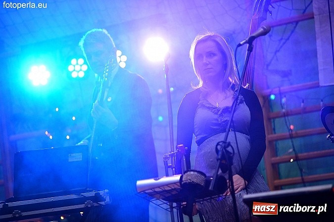 Zdjęcie w galerii na portalu naszraciborz.pl: Studniówka I LO w obiektywie FotoPerla.eu wiadomości z regionu