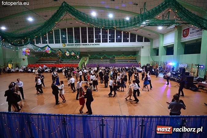 Zdjęcie w galerii na portalu naszraciborz.pl: Studniówka I LO w obiektywie FotoPerla.eu wiadomości z regionu