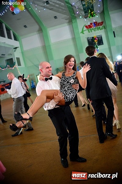 Zdjęcie w galerii na portalu naszraciborz.pl: Studniówka I LO w obiektywie FotoPerla.eu wiadomości z regionu