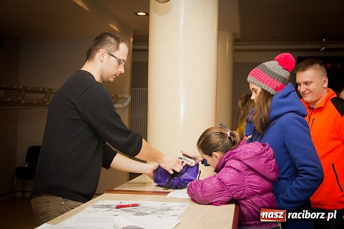 Zdjęcie w galerii na portalu naszraciborz.pl: WOŚP: 130 wolontariuszy na ulicach Raciborza wiadomości z regionu