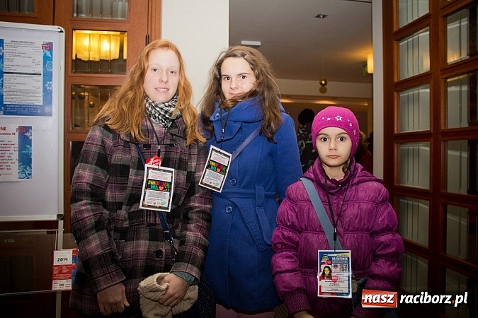 Zdjęcie w galerii na portalu naszraciborz.pl: WOŚP: 130 wolontariuszy na ulicach Raciborza wiadomości z regionu