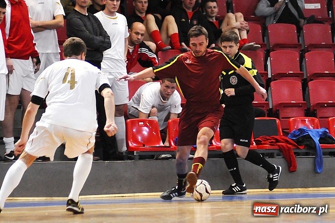 Zdjęcie w galerii na portalu naszraciborz.pl: Sędziowie z Raciborza czwartą drużyną na Śląsku wiadomości z regionu