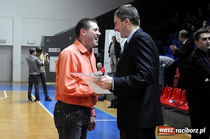 Zdjęcie w galerii na portalu naszraciborz.pl: Sędziowie z Raciborza czwartą drużyną na Śląsku wiadomości z regionu