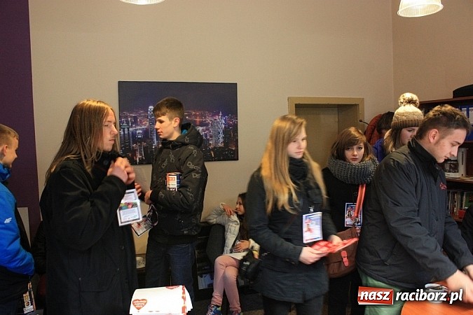 Zdjęcie w galerii na portalu naszraciborz.pl: Blisko 6200 zł zebrano w Krzanowicach wiadomości z regionu