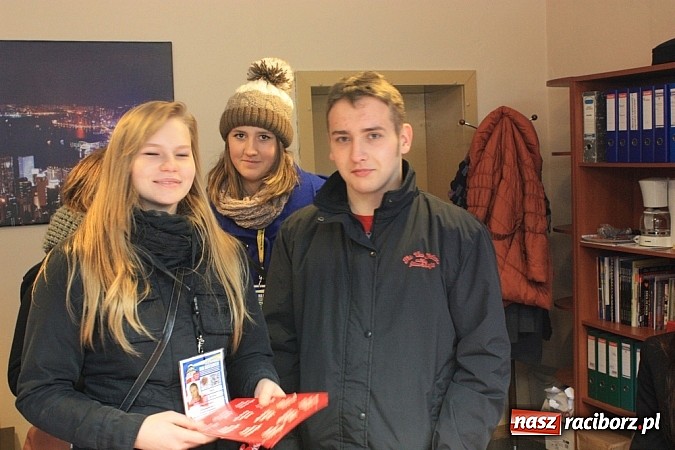 Zdjęcie w galerii na portalu naszraciborz.pl: Blisko 6200 zł zebrano w Krzanowicach wiadomości z regionu