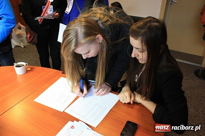 Zdjęcie w galerii na portalu naszraciborz.pl: Blisko 6200 zł zebrano w Krzanowicach wiadomości z regionu