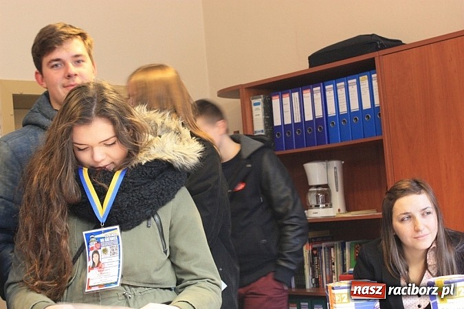 Zdjęcie w galerii na portalu naszraciborz.pl: Blisko 6200 zł zebrano w Krzanowicach wiadomości z regionu