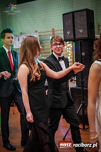 Zdjęcie w galerii na portalu naszraciborz.pl: Studniówki za pasem. Wybierz fotografa wiadomości z regionu