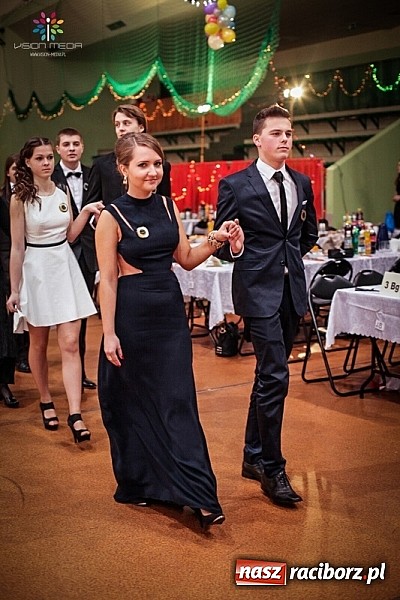 Zdjęcie w galerii na portalu naszraciborz.pl: Studniówki za pasem. Wybierz fotografa wiadomości z regionu