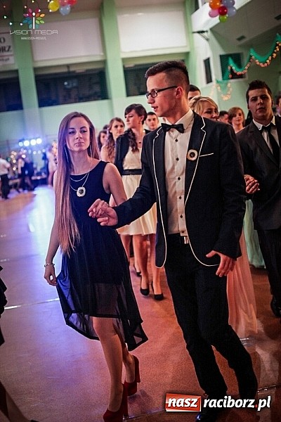 Zdjęcie w galerii na portalu naszraciborz.pl: Studniówki za pasem. Wybierz fotografa wiadomości z regionu