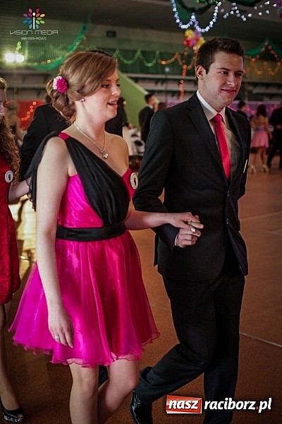 Zdjęcie w galerii na portalu naszraciborz.pl: Studniówki za pasem. Wybierz fotografa wiadomości z regionu