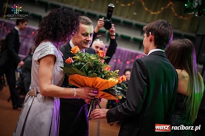 Zdjęcie w galerii na portalu naszraciborz.pl: Studniówki za pasem. Wybierz fotografa wiadomości z regionu