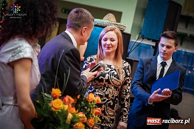 Zdjęcie w galerii na portalu naszraciborz.pl: Studniówki za pasem. Wybierz fotografa wiadomości z regionu