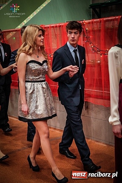 Zdjęcie w galerii na portalu naszraciborz.pl: Studniówki za pasem. Wybierz fotografa wiadomości z regionu