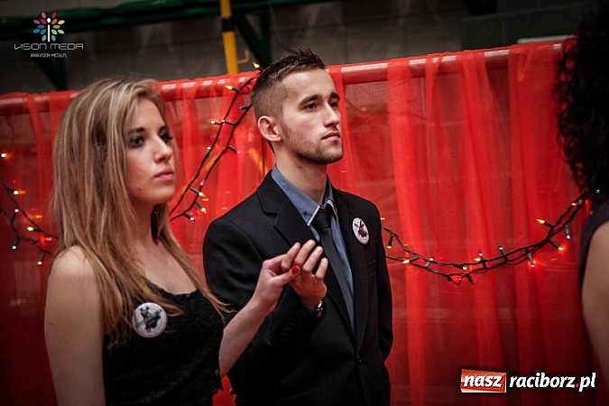 Zdjęcie w galerii na portalu naszraciborz.pl: Studniówki za pasem. Wybierz fotografa wiadomości z regionu