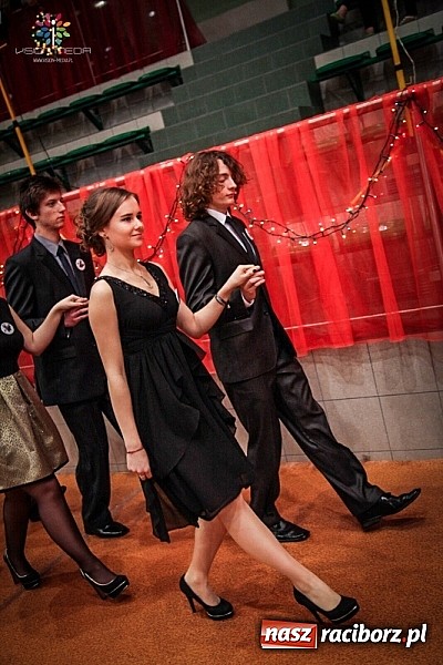 Zdjęcie w galerii na portalu naszraciborz.pl: Studniówki za pasem. Wybierz fotografa wiadomości z regionu