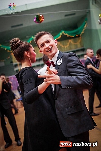 Zdjęcie w galerii na portalu naszraciborz.pl: Studniówki za pasem. Wybierz fotografa wiadomości z regionu