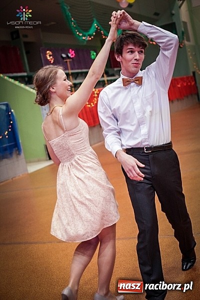 Zdjęcie w galerii na portalu naszraciborz.pl: Studniówki za pasem. Wybierz fotografa wiadomości z regionu