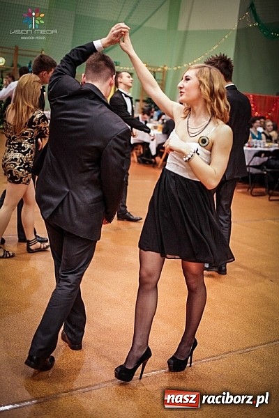 Zdjęcie w galerii na portalu naszraciborz.pl: Studniówki za pasem. Wybierz fotografa wiadomości z regionu