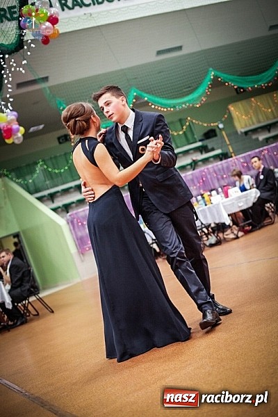 Zdjęcie w galerii na portalu naszraciborz.pl: Studniówki za pasem. Wybierz fotografa wiadomości z regionu