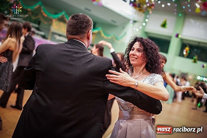 Zdjęcie w galerii na portalu naszraciborz.pl: Studniówki za pasem. Wybierz fotografa wiadomości z regionu