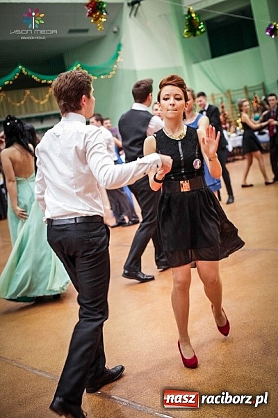 Zdjęcie w galerii na portalu naszraciborz.pl: Studniówki za pasem. Wybierz fotografa wiadomości z regionu