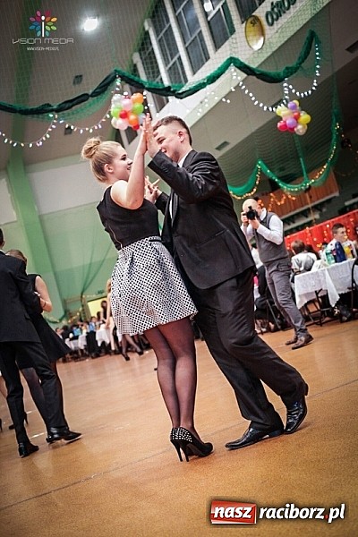 Zdjęcie w galerii na portalu naszraciborz.pl: Studniówki za pasem. Wybierz fotografa wiadomości z regionu