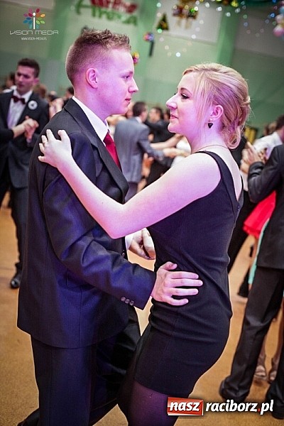 Zdjęcie w galerii na portalu naszraciborz.pl: Studniówki za pasem. Wybierz fotografa wiadomości z regionu