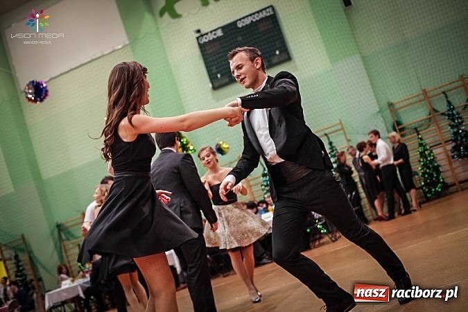 Zdjęcie w galerii na portalu naszraciborz.pl: Studniówki za pasem. Wybierz fotografa wiadomości z regionu