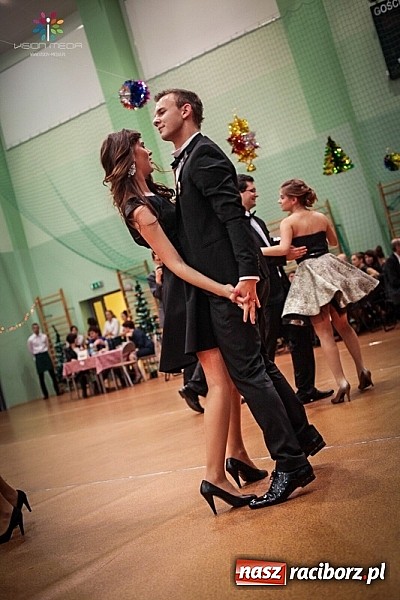 Zdjęcie w galerii na portalu naszraciborz.pl: Studniówki za pasem. Wybierz fotografa wiadomości z regionu