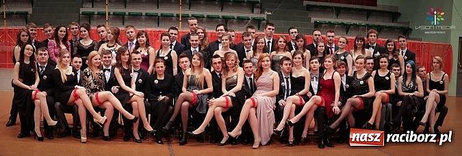 Zdjęcie w galerii na portalu naszraciborz.pl: Studniówki za pasem. Wybierz fotografa wiadomości z regionu