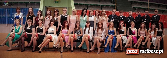 Zdjęcie w galerii na portalu naszraciborz.pl: Studniówki za pasem. Wybierz fotografa wiadomości z regionu