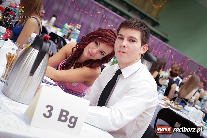 Zdjęcie w galerii na portalu naszraciborz.pl: Studniówki za pasem. Wybierz fotografa wiadomości z regionu