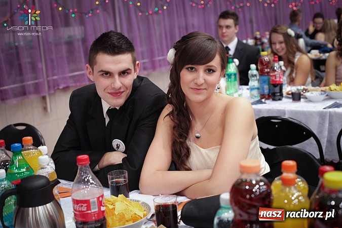 Zdjęcie w galerii na portalu naszraciborz.pl: Studniówki za pasem. Wybierz fotografa wiadomości z regionu