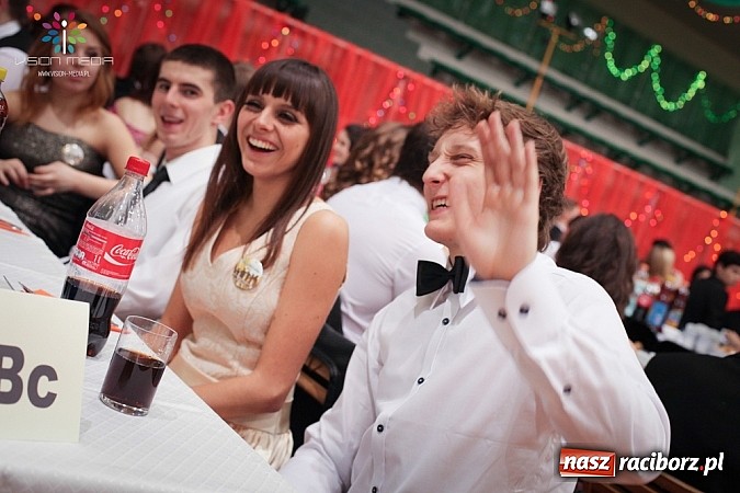 Zdjęcie w galerii na portalu naszraciborz.pl: Studniówki za pasem. Wybierz fotografa wiadomości z regionu