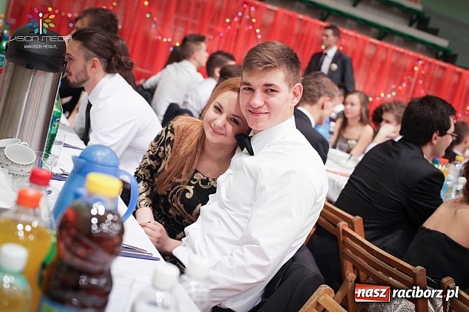 Zdjęcie w galerii na portalu naszraciborz.pl: Studniówki za pasem. Wybierz fotografa wiadomości z regionu