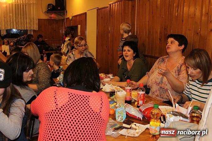 Zdjęcie w galerii na portalu naszraciborz.pl: Bal przebierańc&oacute;w w Wojnowicach wiadomości z regionu