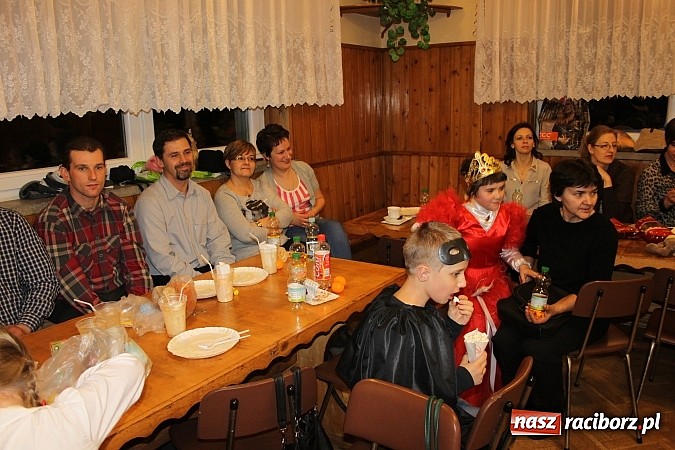 Zdjęcie w galerii na portalu naszraciborz.pl: Bal przebierańc&oacute;w w Wojnowicach wiadomości z regionu