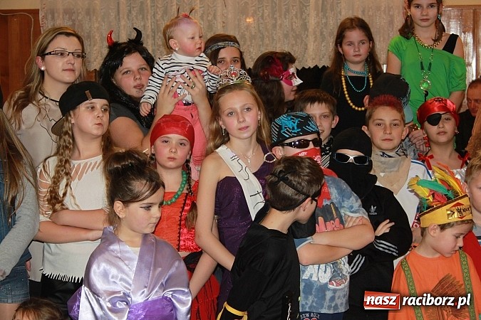 Zdjęcie w galerii na portalu naszraciborz.pl: Bal przebierańc&oacute;w w Wojnowicach wiadomości z regionu