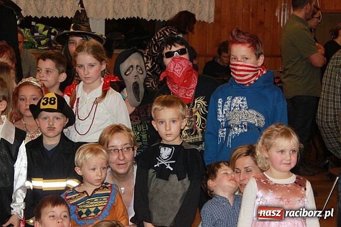 Zdjęcie w galerii na portalu naszraciborz.pl: Bal przebierańc&oacute;w w Wojnowicach wiadomości z regionu