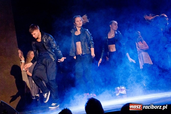 Zdjęcie w galerii na portalu naszraciborz.pl: Michael Jackson Forever hitem Wielkiej Orkiestry wiadomości z regionu