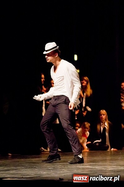 Zdjęcie w galerii na portalu naszraciborz.pl: Michael Jackson Forever hitem Wielkiej Orkiestry wiadomości z regionu